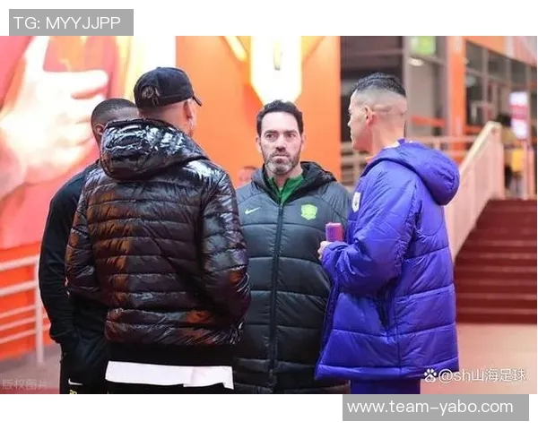 苏亚雷斯职业生涯争议回顾：咬人禁赛三次与歧视行为引发的风波