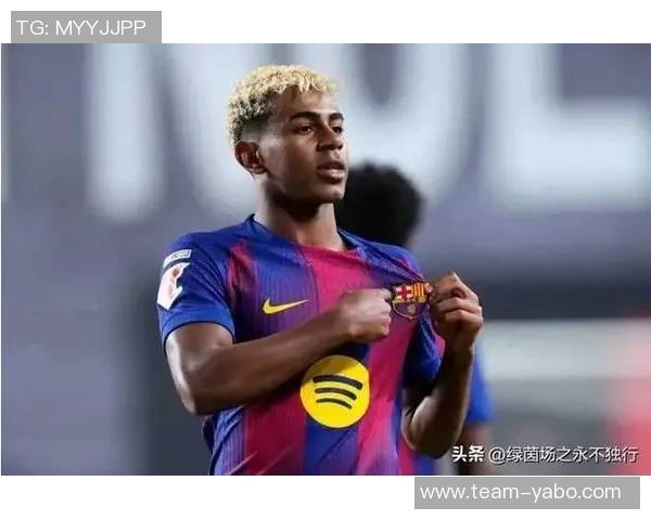 德转评选年度最佳右边锋候选人揭晓杜埃奥利塞萨拉赫亚马尔入围